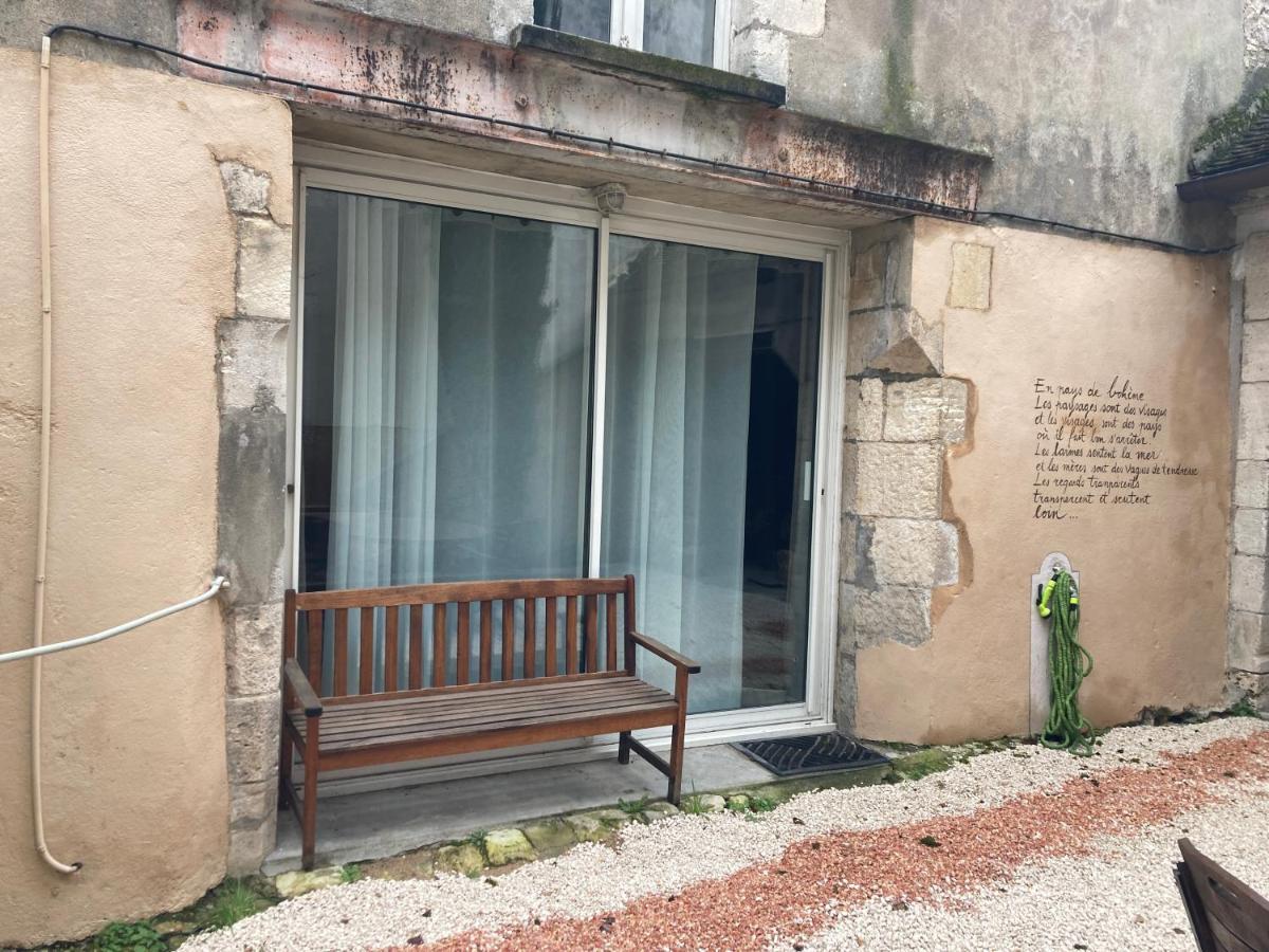 Le Patio De Xenia Bed & Breakfast La Charite-sur-Loire Exterior photo