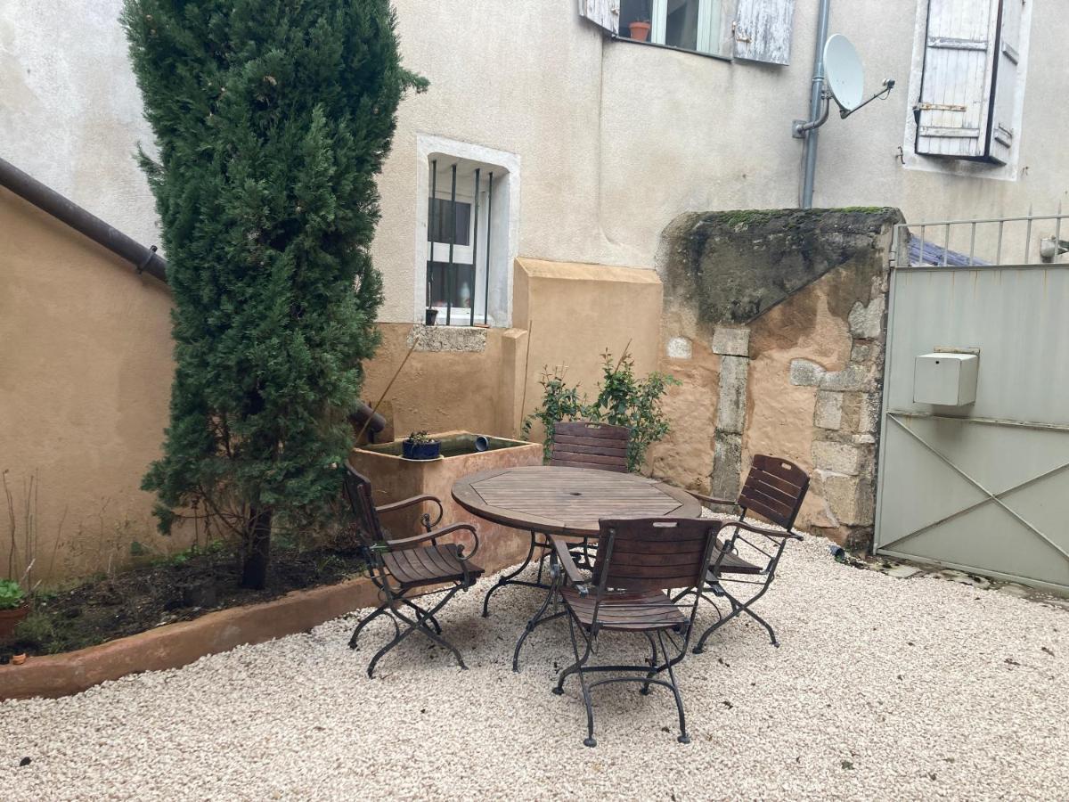Le Patio De Xenia Bed & Breakfast La Charite-sur-Loire Exterior photo